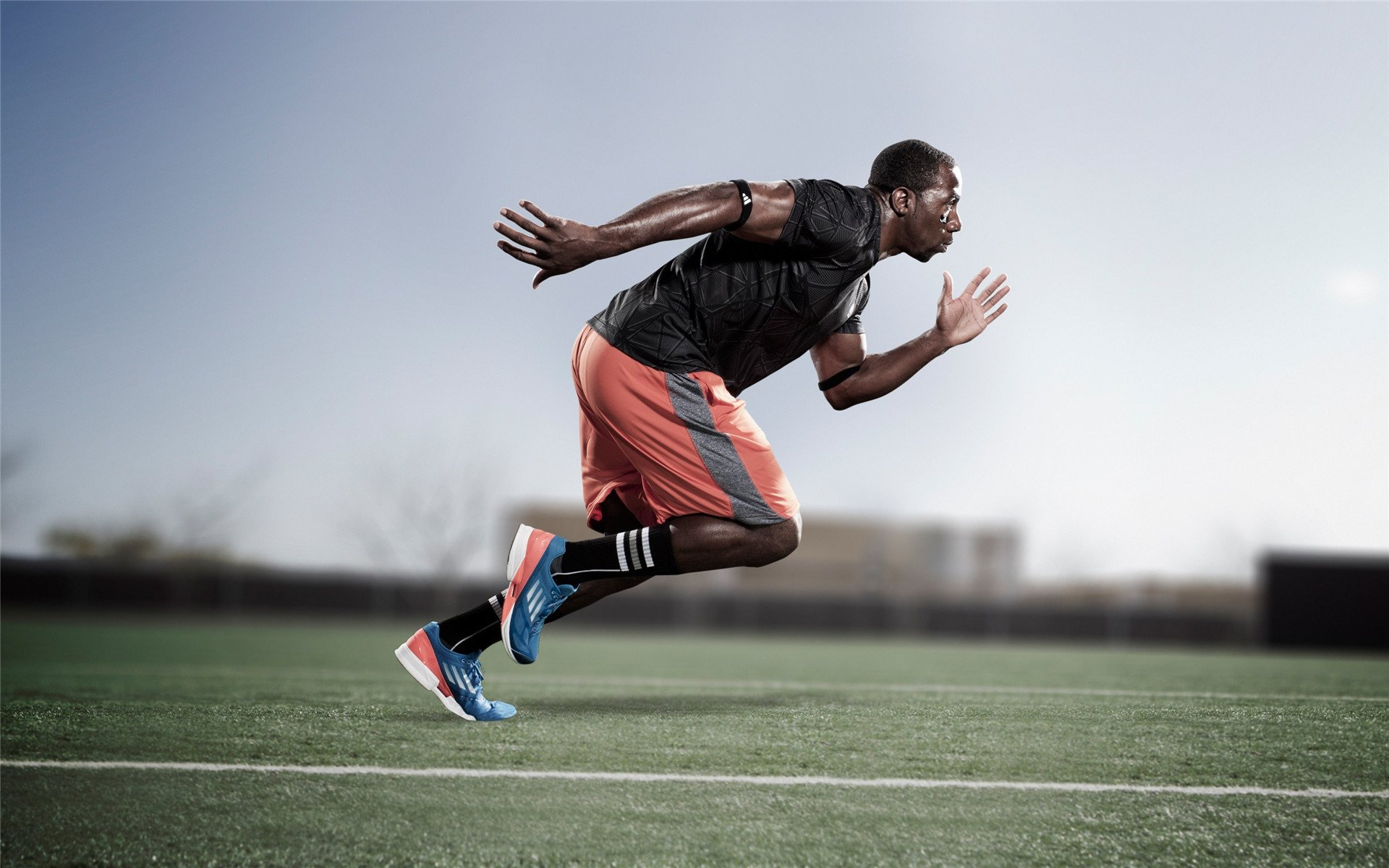 卢卡库个人能力完全展现，喀麦隆生死战取胜皇家社会，非洲雄狮的觉醒与欧洲豪门的傲慢